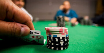 Что такое блефкетчер в покере