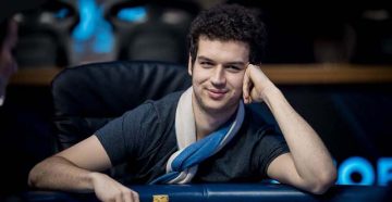 Жерар Карбо стал триумфатором турнира Super Million$ на GGPokerok и получил 420 000$, Майкл Аддамо ― второй