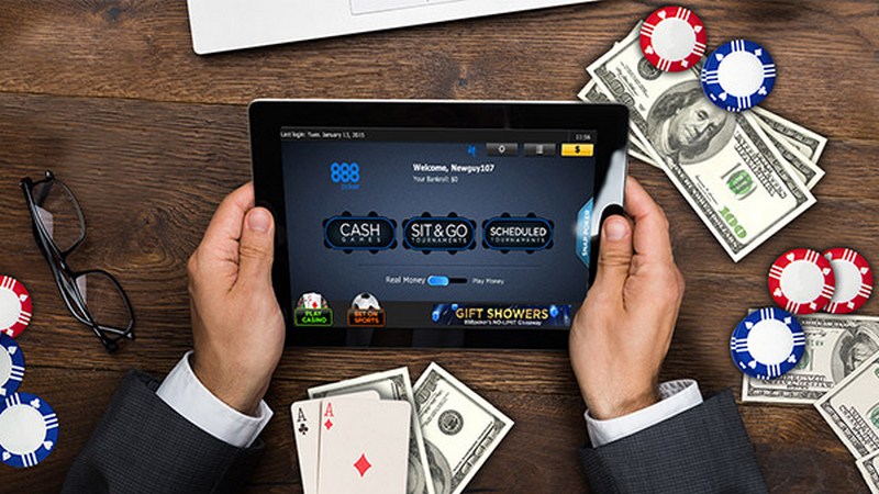 Играть покер на реальные деньги рубли. Карты 888 poker. депозит в покер рум.